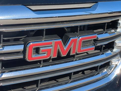 Used 2018 GMC Sierra 1500 SLT image 16
