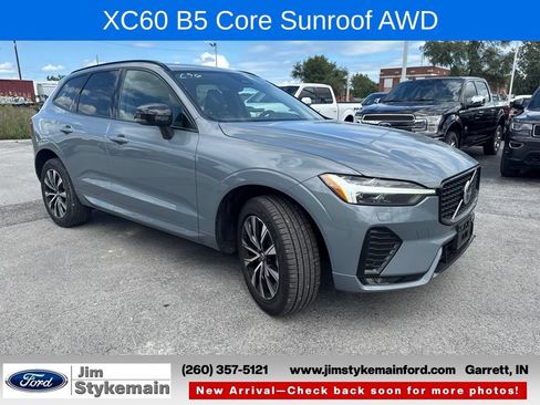 Used 2024 Volvo XC60 B5 Core w/ Protection Package Premier AWD/4WD image 3