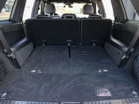 Used 2018 Mercedes-Benz GLS 450 4MATIC image 29