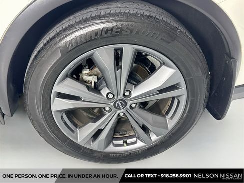 Certified 2023 Nissan Murano Platinum w/ Cargo Package FWD image 33