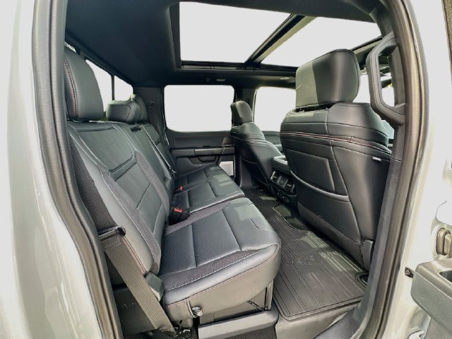 Used 2025 Ford F150 Raptor AWD/4WD image 28