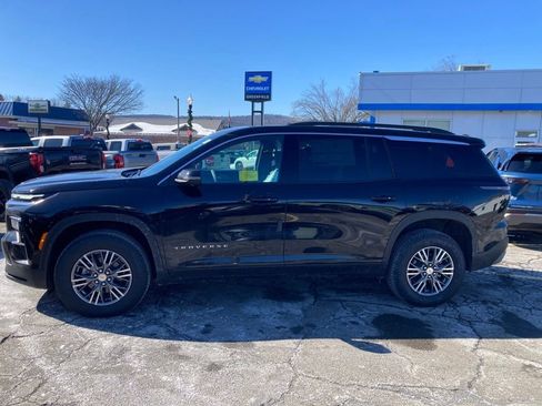 New 2026 Chevrolet Traverse LT w/ Driver Confidence Package image 4