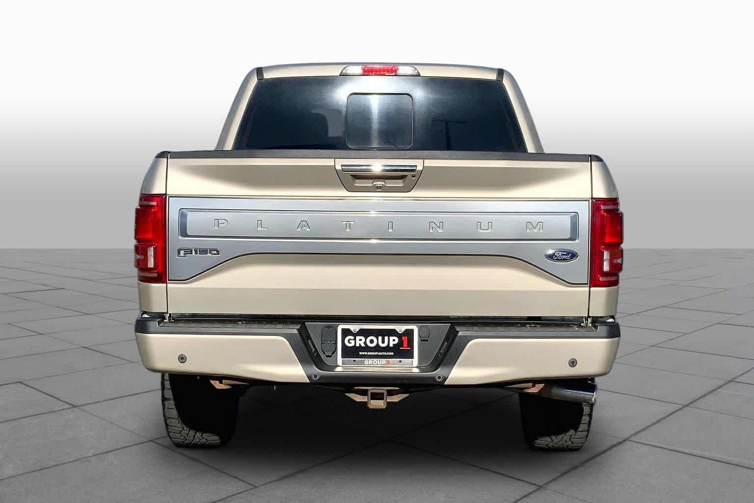 Used 2017 Ford F150 Platinum w/ Equipment Group 701A Luxury AWD/4WD image 5