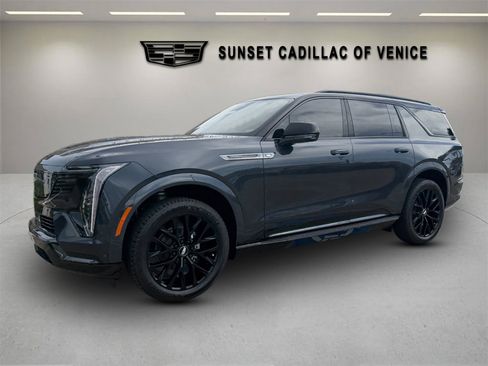 Used 2026 Cadillac Escalade IQL Sport 2 w/ LPO, ONYX Package AWD/4WD image 7