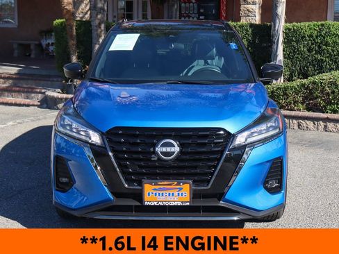 Used 2023 Nissan Kicks SR w/ SR Premium Package FWD image 3