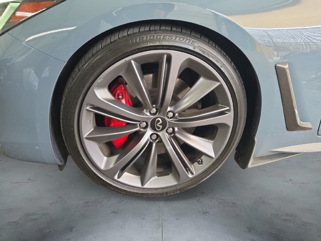 Used 2021 INFINITI Q60 Red Sport 400 w/ Carbon Fiber Package RWD image 14