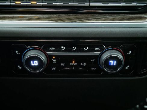 Used 2023 Chevrolet Silverado 1500 RST image 29