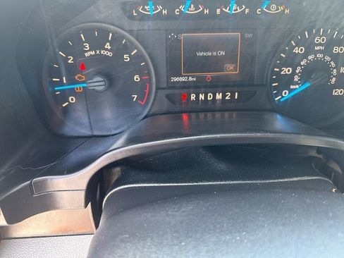 Used 2017 Ford F150 XL w/ Equipment Group 101A Mid RWD image 12