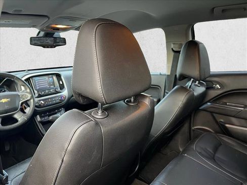 Used 2016 Chevrolet Colorado LT w/ Midnight Edition image 17