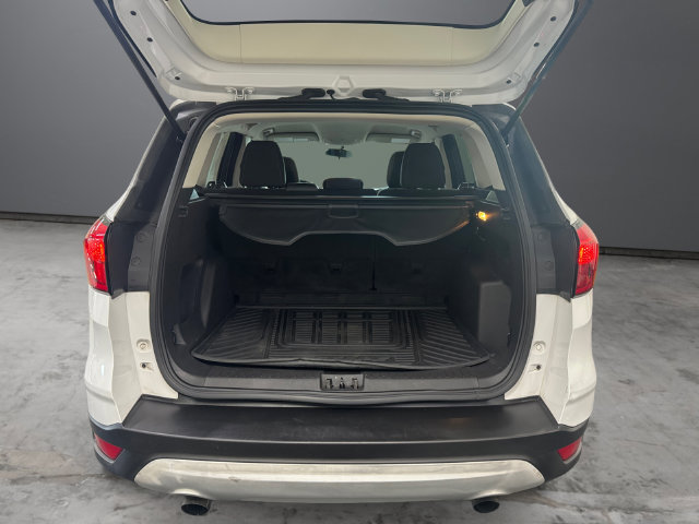 Used 2019 Ford Escape SE AWD/4WD image 13