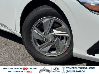 New 2026 Hyundai Elantra SE