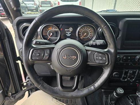 Used 2020 Jeep Wrangler Unlimited Sport image 12