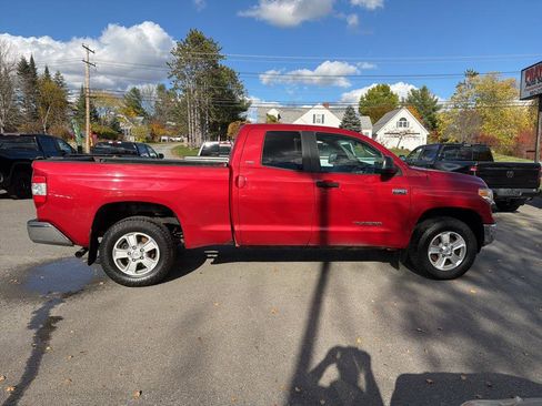 Used 2016 Toyota Tundra SR5 image 4