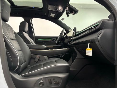 New 2026 Buick Enclave Avenir image 38