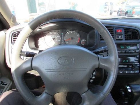 Used 2000 INFINITI G20 image 9