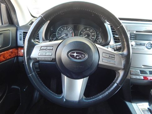 Used 2011 Subaru Outback 2.5i Limited w/ PWR Moonroof Pkg image 24