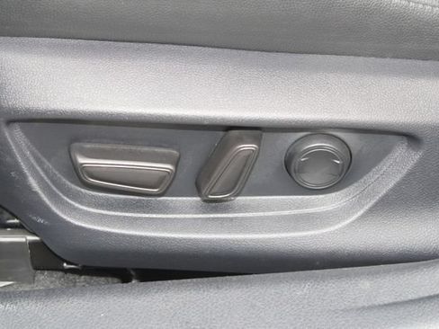Used 2025 Toyota Camry XSE FWD image 31