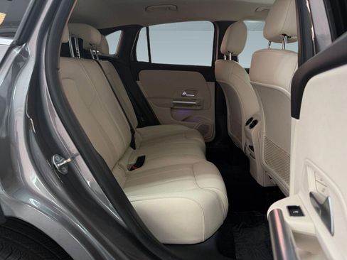 Used 2023 Mercedes-Benz GLA 250 4MATIC image 24