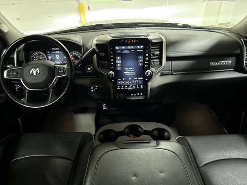 Used 2024 RAM 2500 Laramie AWD/4WD image 10
