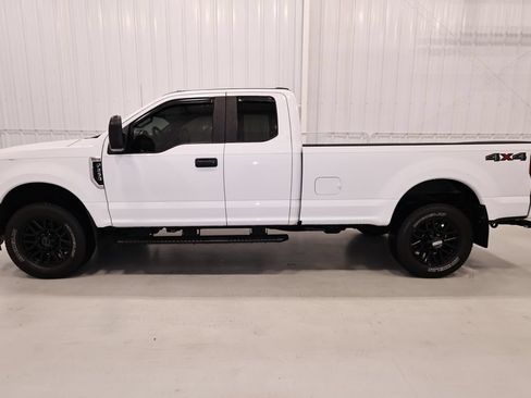 Used 2021 Ford F250 XL w/ STX Appearance Package AWD/4WD image 7