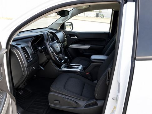 Used 2022 Chevrolet Colorado LT w/ Fleet Safety Package RWD image 7