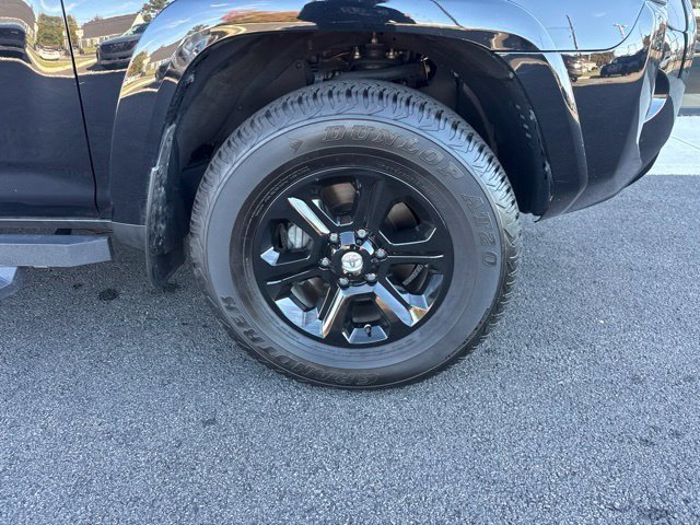 Used 2024 Toyota 4Runner SR5 Premium w/ Moonroof Package AWD/4WD image 11