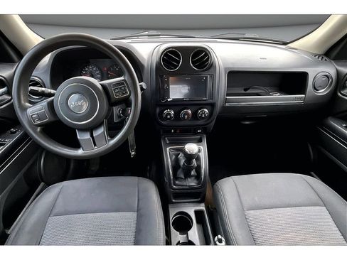 Used 2013 Jeep Patriot Sport w/ PWR Value Group AWD/4WD image 16