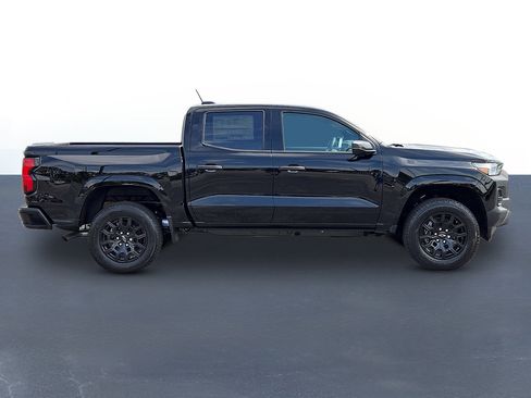 New 2026 Chevrolet Colorado W/T w/ WT Custom Package RWD image 4