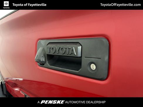 Used 2023 Toyota Tacoma TRD Off-Road w/ Advanced Technology Package image 17