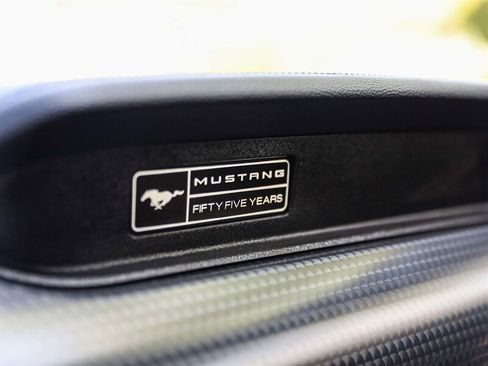 Used 2020 Ford Mustang GT Premium w/ GT Performance Package RWD image 34