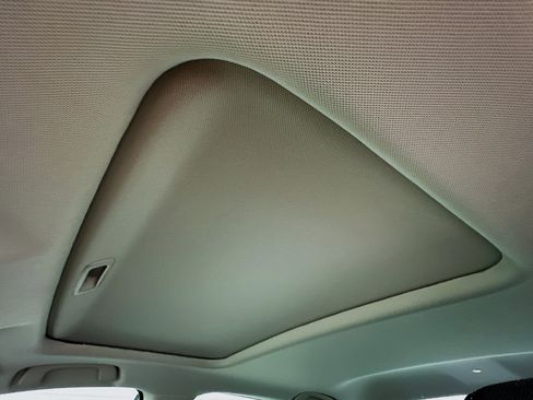 Used 2025 Honda Accord SE image 25