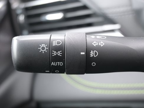 Certified 2025 Subaru Outback Onyx Edition AWD/4WD image 28