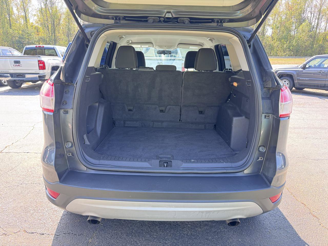 Used 2015 Ford Escape SE AWD/4WD image 22