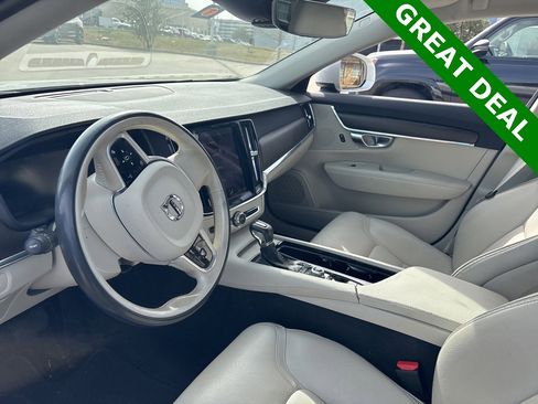Used 2018 Volvo V90 T5 Cross Country w/ Convenience Package image 13