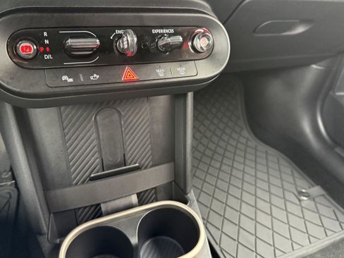 Used 2025 MINI Cooper S image 24