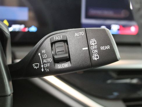 New 2026 BMW X5 xDrive40i w/ M Sport Package image 27