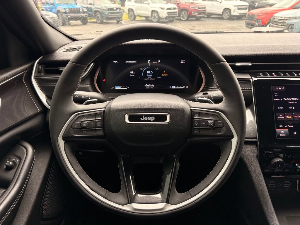 Used 2023 Jeep Grand Cherokee L Laredo AWD/4WD image 14