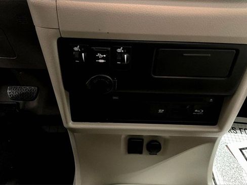 Used 2019 Toyota Sienna XLE Premium image 15