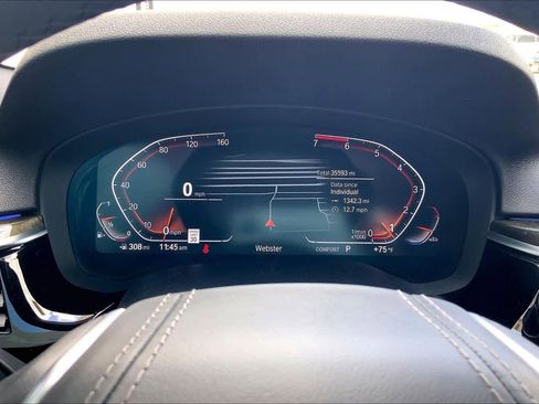 Used 2021 BMW 530i w/ Premium Package image 23