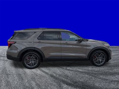 New 2026 Ford Explorer ST RWD image 3