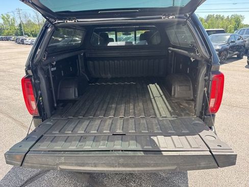 Used 2019 GMC Sierra 1500 SLT w/ SLT Premium Package AWD/4WD image 15