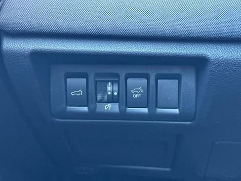 Used 2022 Subaru Outback Premium w/ Popular Package #1 image 31