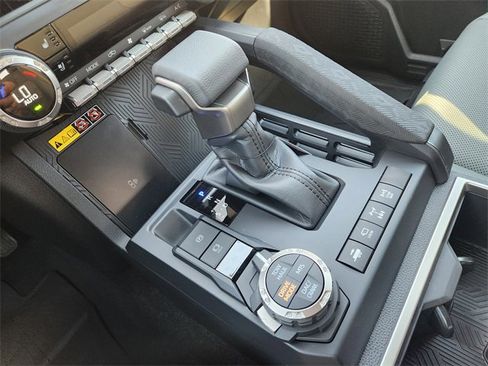 New 2025 Toyota Tacoma 4x4 Double Cab Hybrid image 16