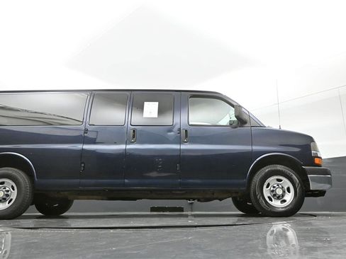 Used 2014 Chevrolet Express 3500 LT w/ LT Preferred Equipment Group RWD image 31
