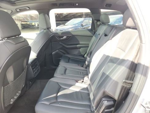 Used 2021 Audi Q7 2.0T Premium Plus w/ Premium Plus Package image 21