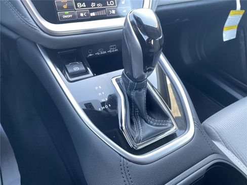 Used 2025 Subaru Legacy Premium AWD/4WD image 27