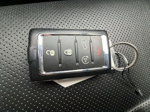 Used 2023 Jeep Grand Cherokee Summit w/ Adv Protech Group IV AWD/4WD image 28