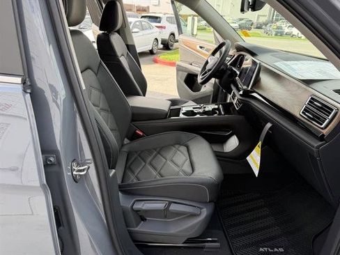New 2026 Volkswagen Atlas SE image 20