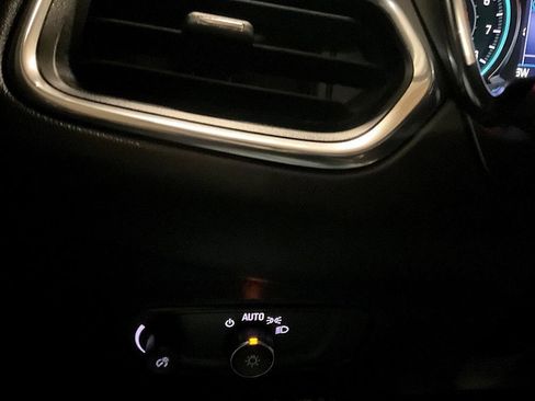 Used 2022 Chevrolet Equinox LT image 22