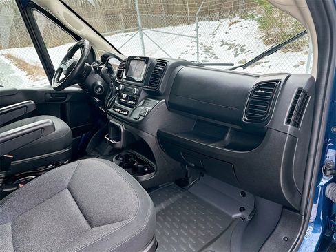 Used 2024 RAM ProMaster 3500 w/ Cold Weather Group image 32